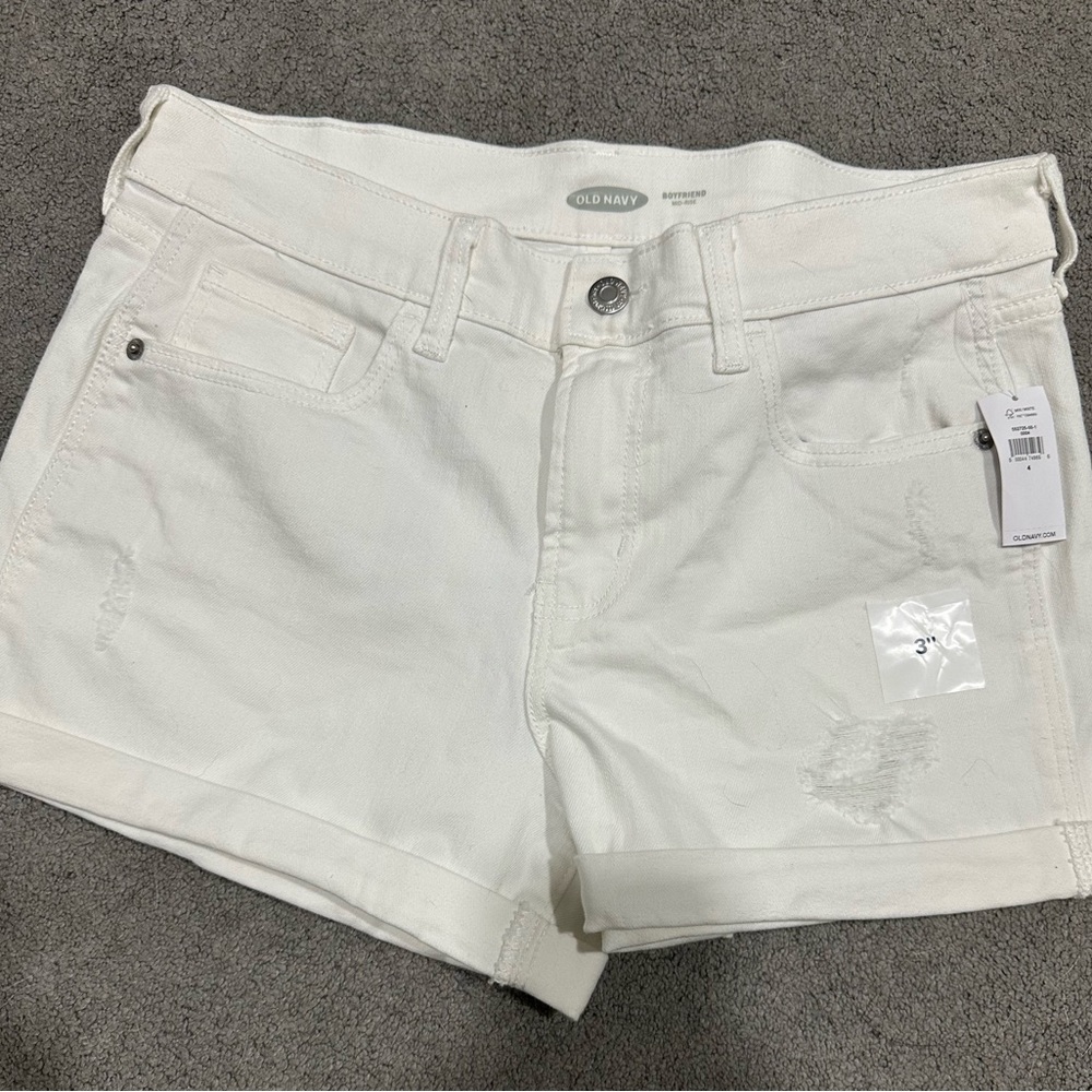 Old Navy Boyfriend Mid Rise Shorts